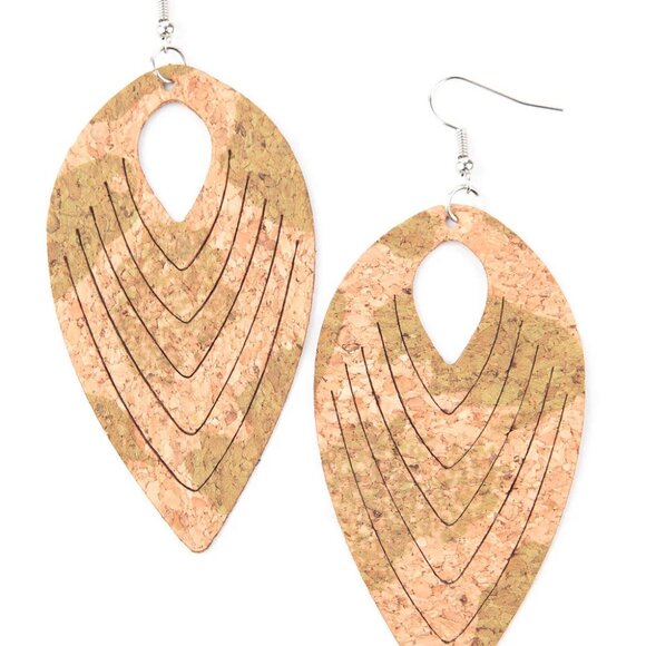 Paparazzi Jewelry Accessories - Cork Cabana - Green Earrings - Vintage - Picture 4 of 4